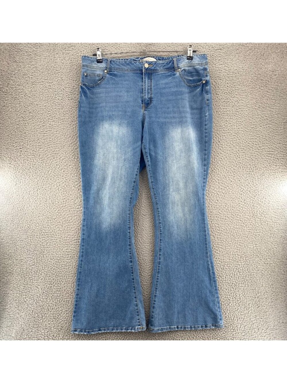 CATO Jeans Womens 18W Curvy Blue Light Wash Denim High Rise Flared Distressed